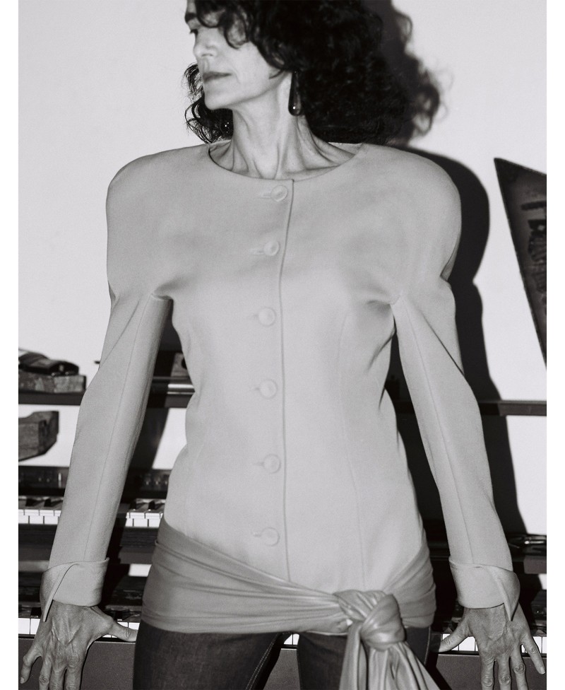 8_mv_theface_08-1600px-v2