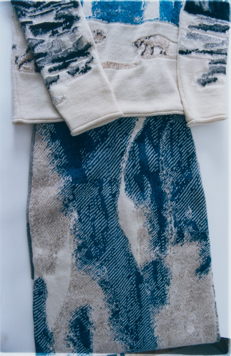 chloe_still29_crop_srgb